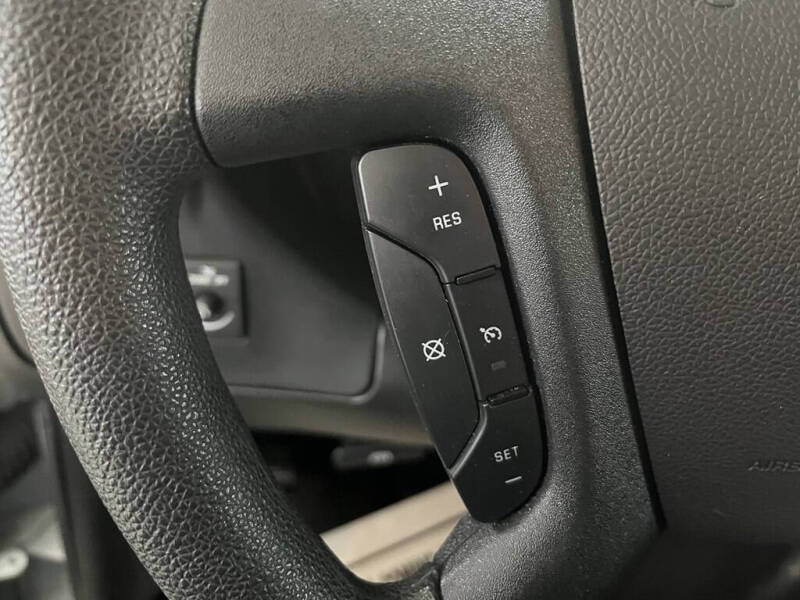 2022 Chevrolet Express LS 3500