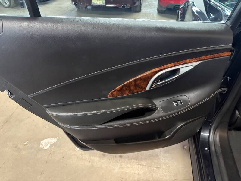 2012 Buick LaCrosse Premium 1