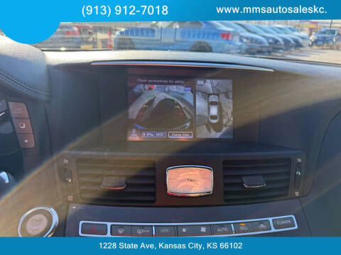 2016 Infiniti Q70 3.7