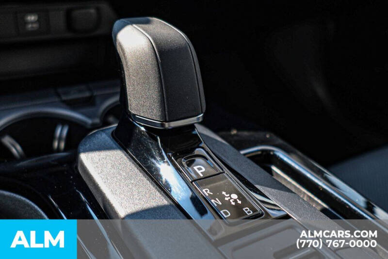 2025 Toyota Prius XLE