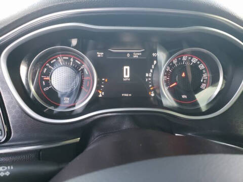 2016 Dodge Challenger R/T Plus