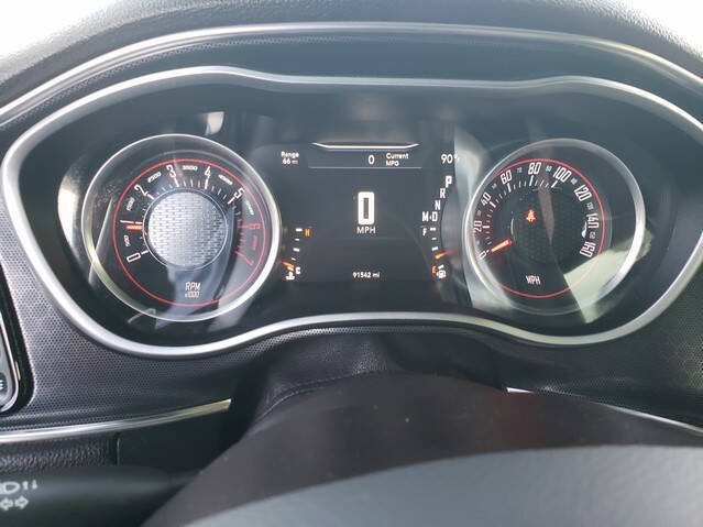 2016 Dodge Challenger R/T Plus