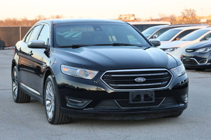2017 Ford Taurus Limited