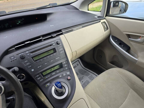 2010 Toyota Prius III