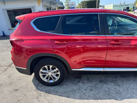 2020 Hyundai Santa Fe SE