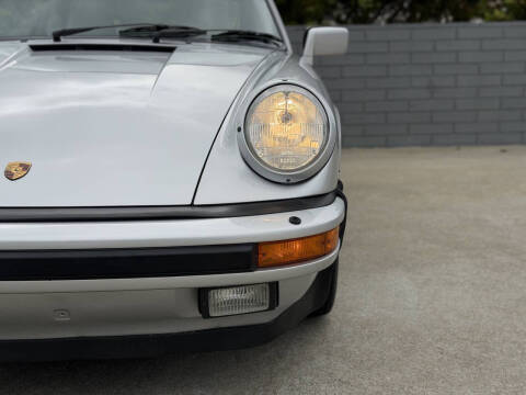 1989 Porsche 911 Carrera