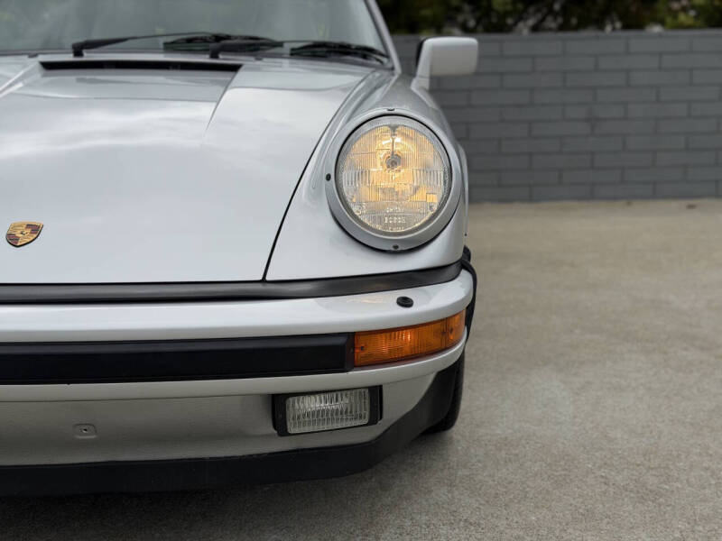 1989 Porsche 911 Carrera