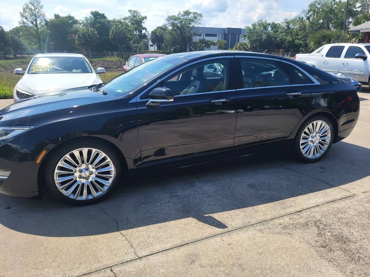 2016 Lincoln MKZ for sale at FAMILY AUTO BROKERS in Longwood, FL