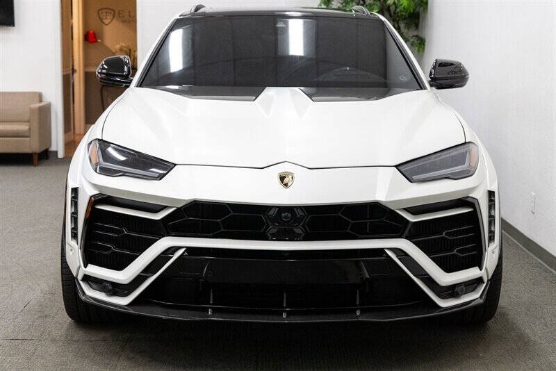 2020 Lamborghini Urus