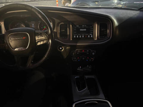2019 Dodge Charger SXT
