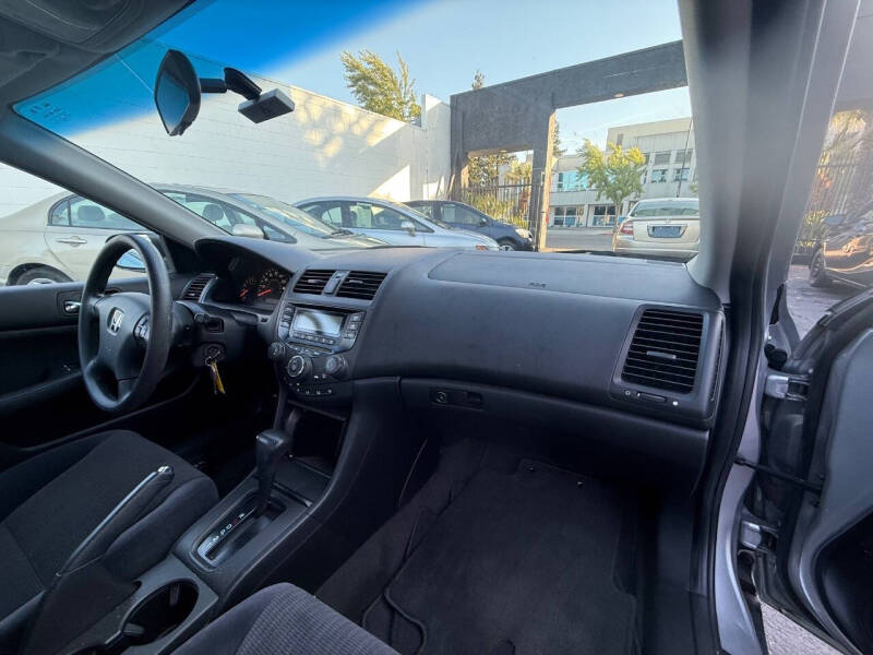 2004 Honda Accord LX