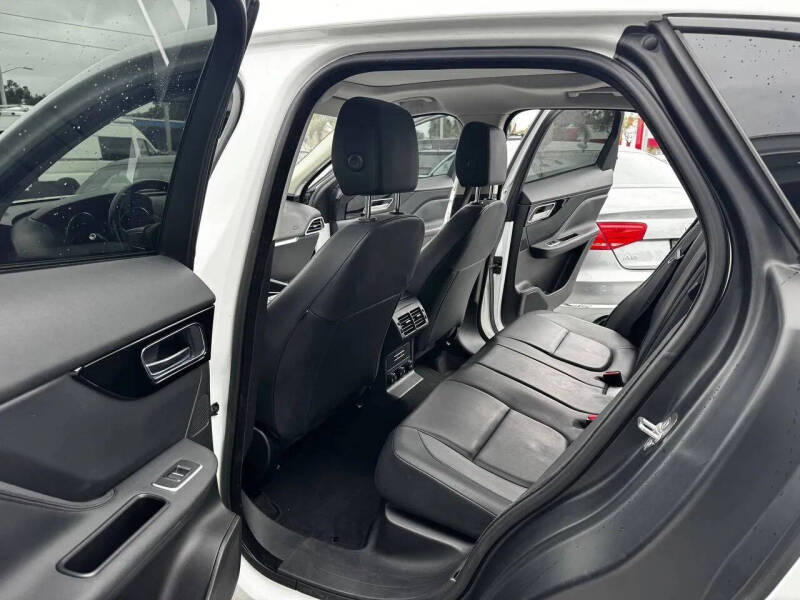 2017 Jaguar F-PACE 35t