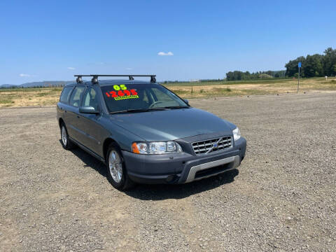 2005 Volvo V70 for sale at Car Safari LLC in Independence OR