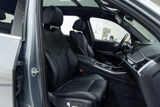 2025 BMW X5 xDrive50e