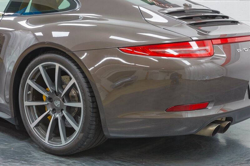 2014 Porsche 911 Carrera 4S