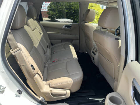 2018 Nissan Pathfinder S