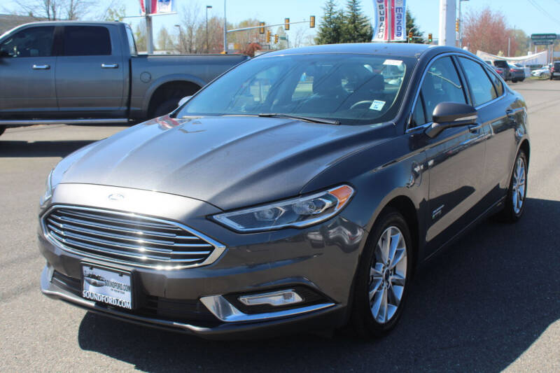 2017 Ford Fusion Energi SE Luxury