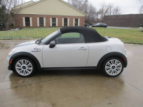 2012 MINI Cooper Roadster for sale at Lease Car Sales 2 in Warrensville Heights OH