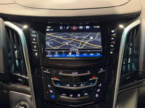 2019 Cadillac Escalade Platinum
