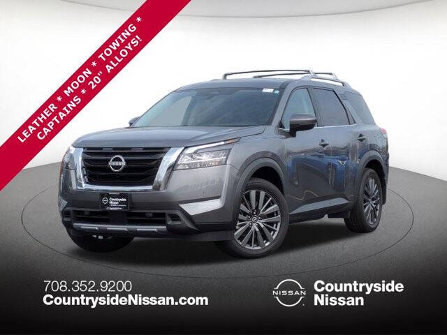2025 Nissan Pathfinder SL