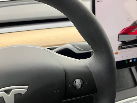 2025 Tesla Model Y Performance