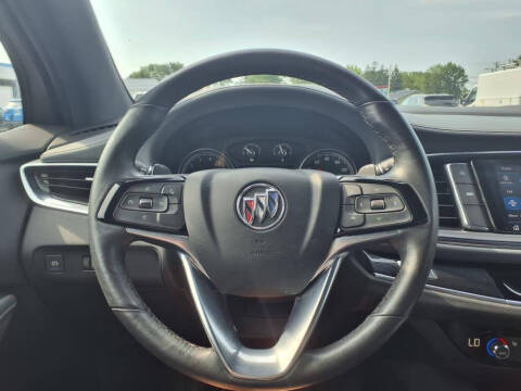 2022 Buick Enclave Essence