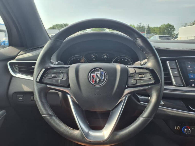 2022 Buick Enclave Essence