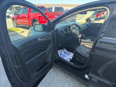 2017 Ford Edge Titanium