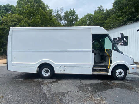 2012 Isuzu NPR for sale at Monroe Auto's, LLC in Parsons TN
