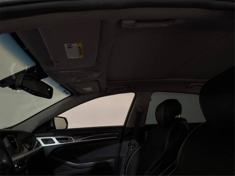 2015 Hyundai Genesis