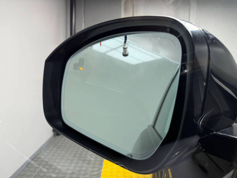 2020 Land Rover Range Rover P525 HSE