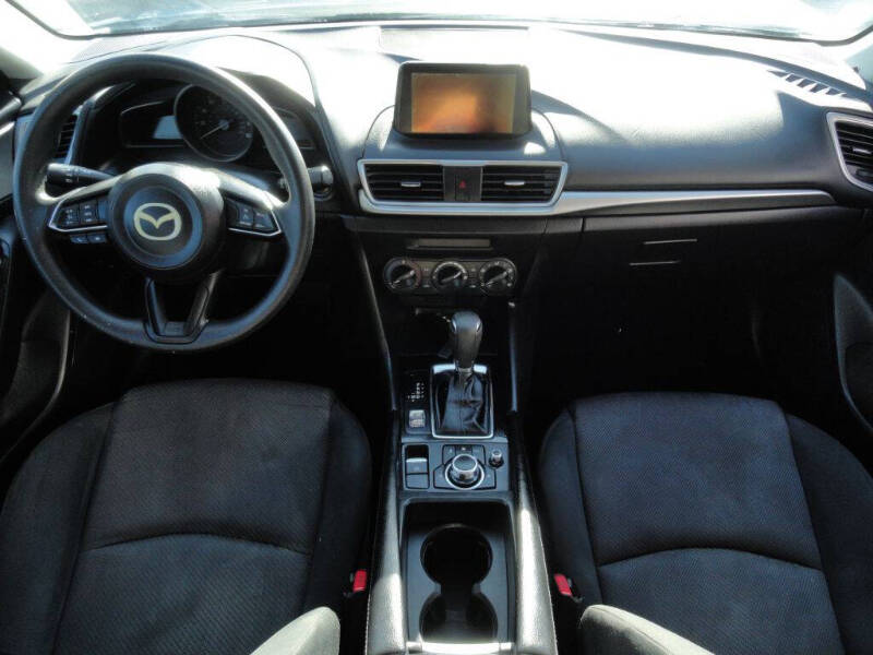 2017 Mazda MAZDA3 Sport