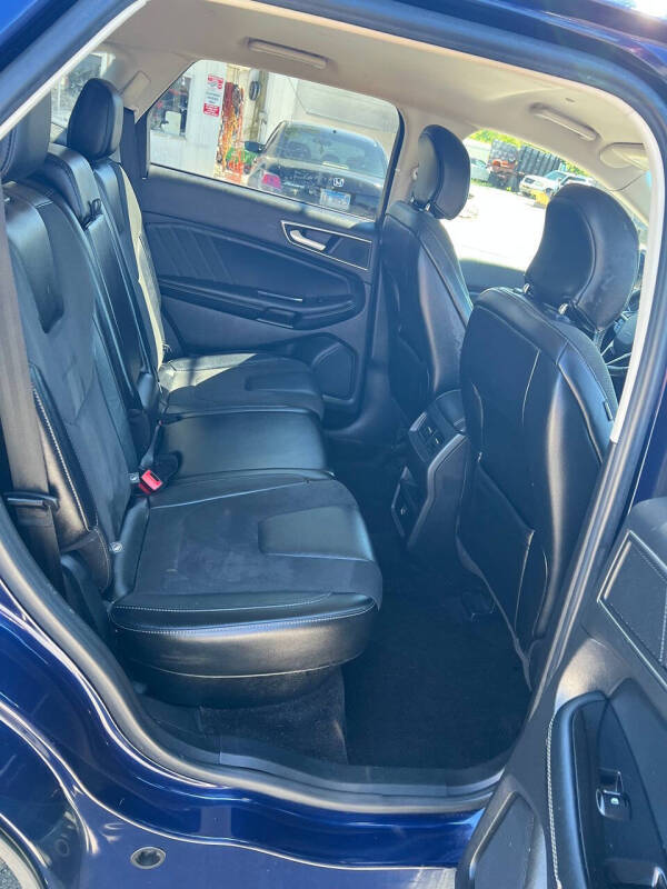 2016 Ford Edge Sport