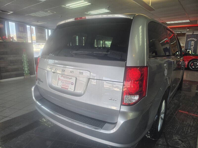 2020 Dodge Grand Caravan SXT