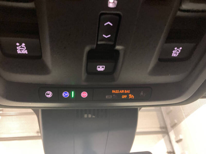 2023 GMC Yukon XL Denali Ultimate