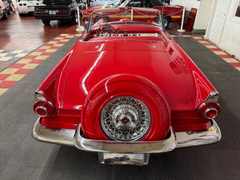 1956 Ford Thunderbird