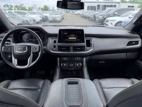 2024 GMC Yukon SLT