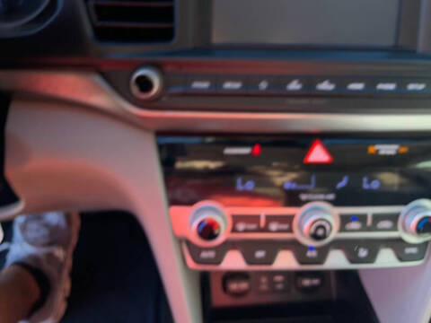 2020 Hyundai Elantra