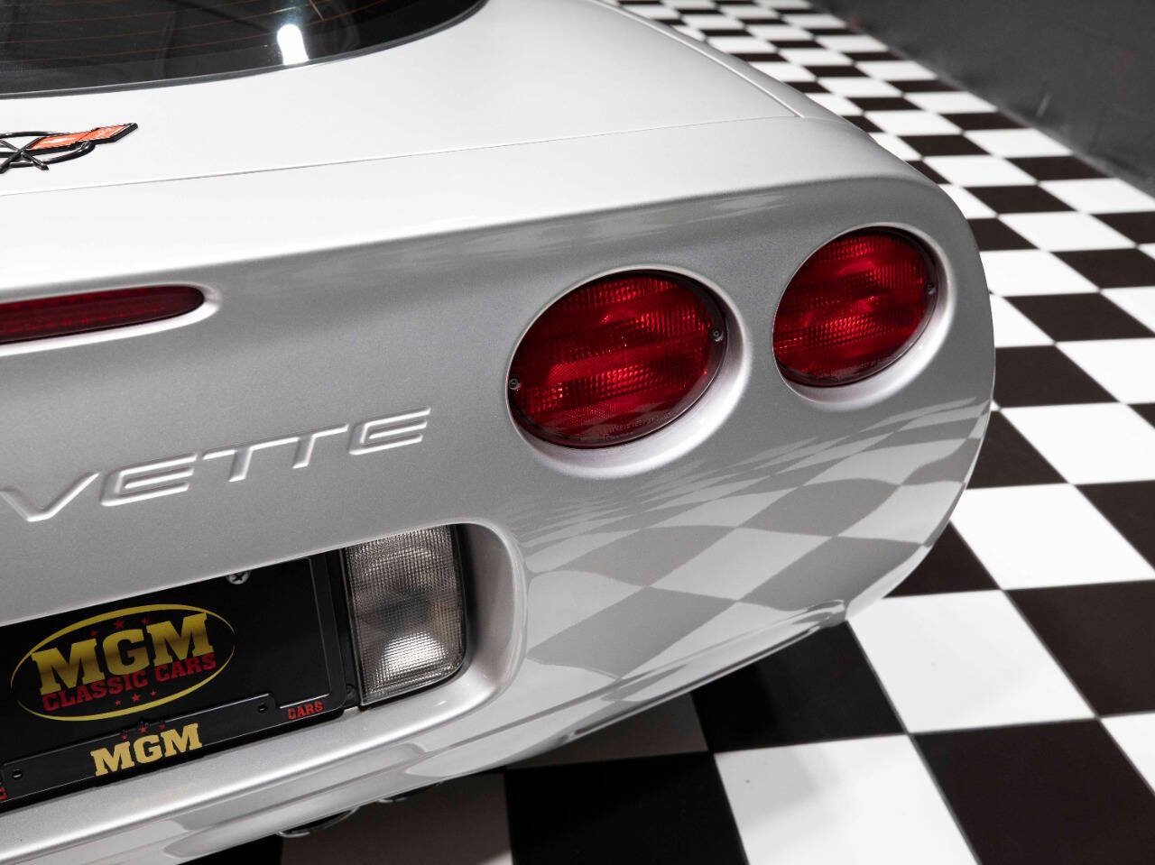 2004 Chevrolet Corvette 20