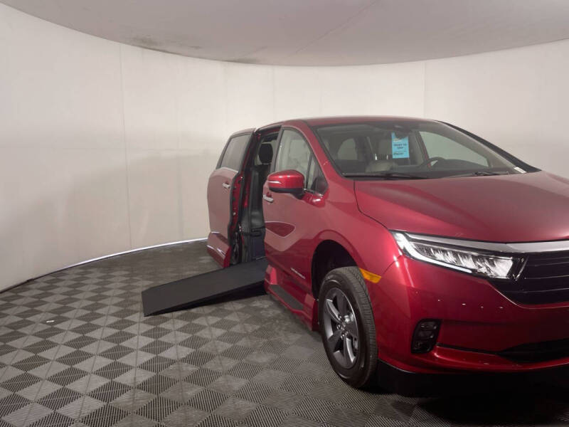 2024 Honda Odyssey for sale at AMS Vans in Tucker GA