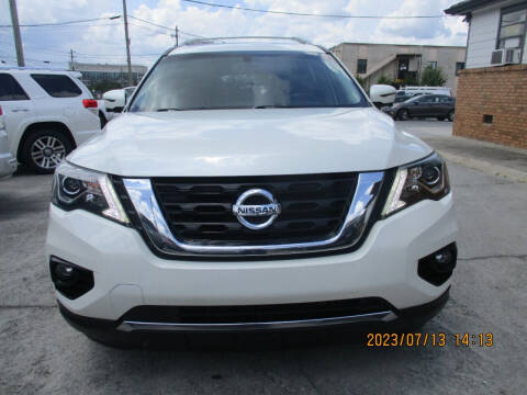 2017 Nissan Pathfinder for sale at Atlantic Motors in Chamblee GA