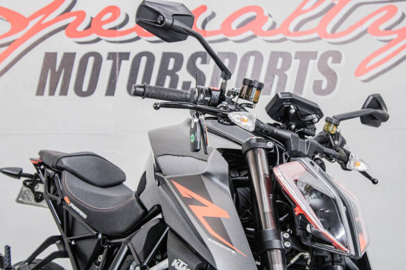 2017 KTM 1290 Super Duke R