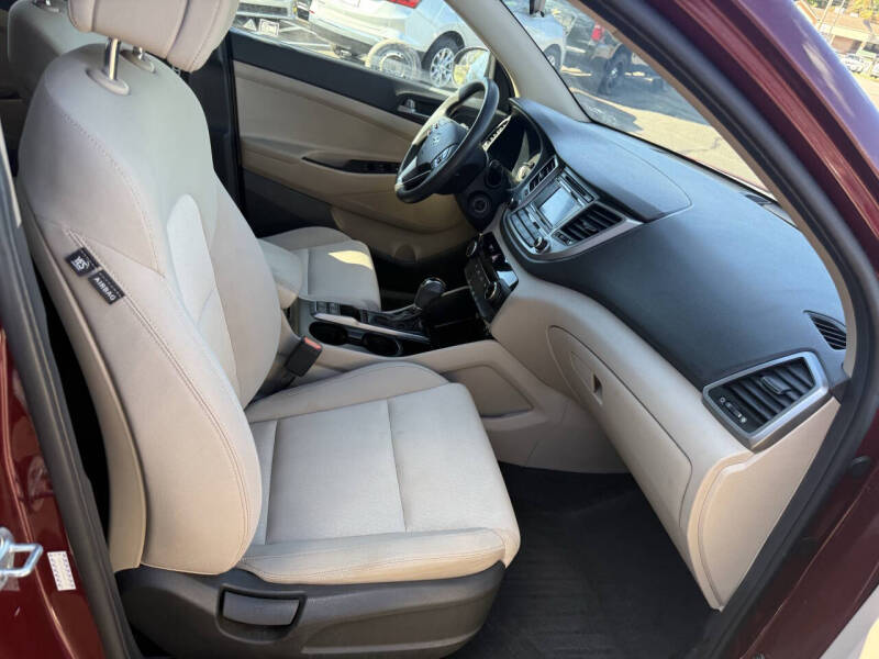 2017 Hyundai Tucson SE