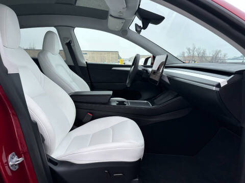 2024 Tesla Model Y Long Range