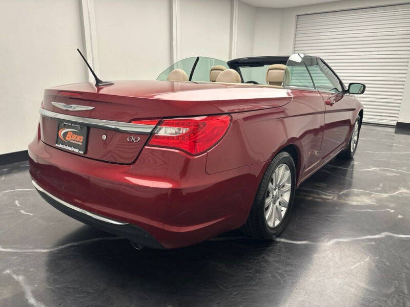 2011 Chrysler 200 Touring