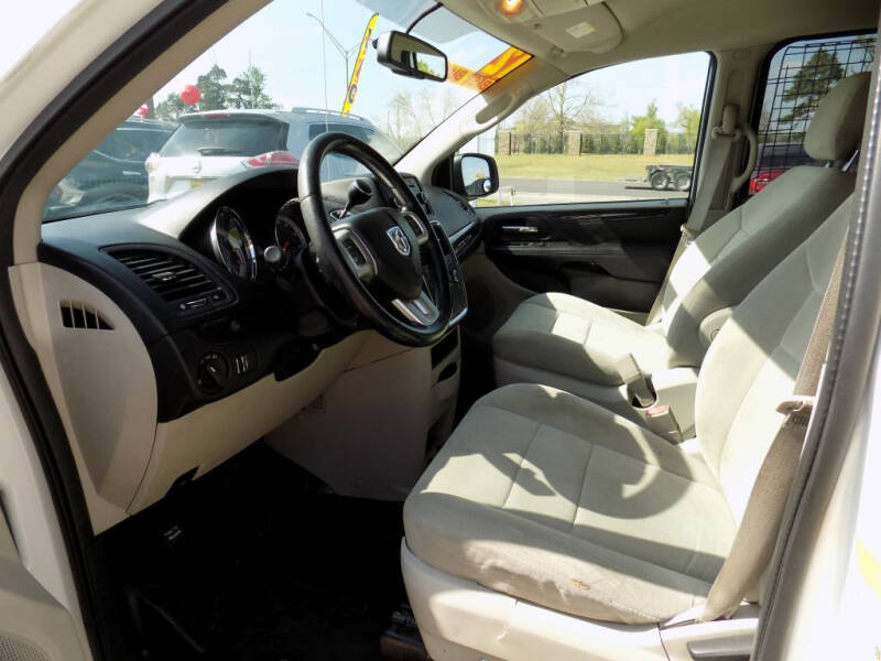 2012 RAM C/V