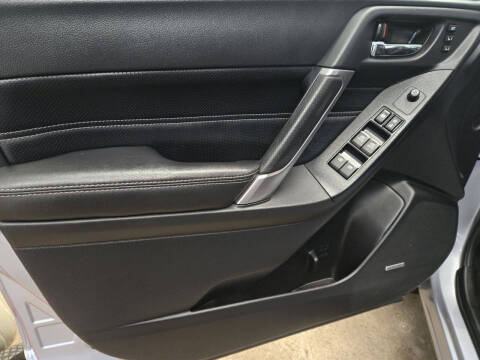 2017 Subaru Forester 2.5i Touring