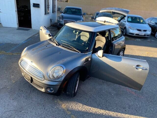 Gray 2010 MINI Cooper Base Base 2dr Hatchback 18