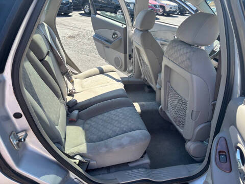 2004 Chevrolet Malibu Maxx LS