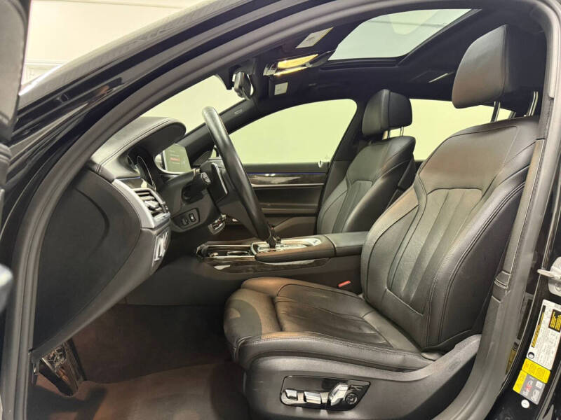 2018 BMW 7 Series 740e xDrive iPerformance